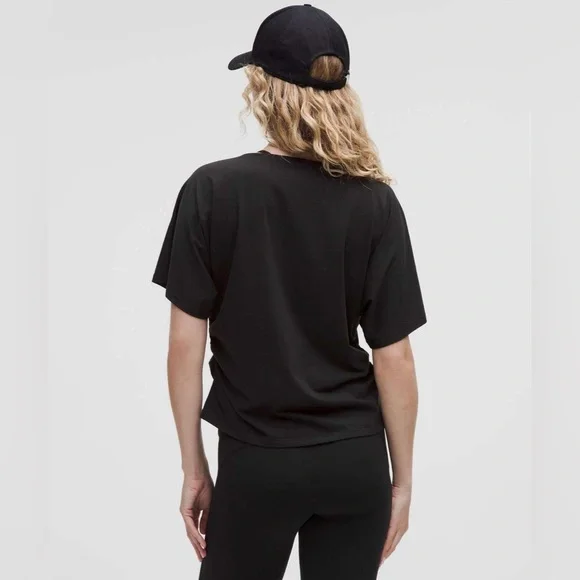 Lululemon Organic Cotton Ruched-Sides T-Shirt - Picture 5 of 8